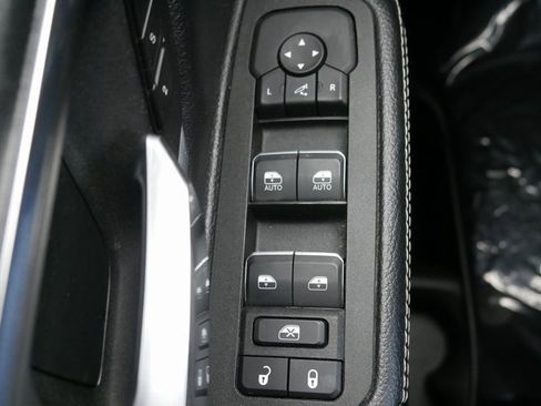 Used 2025 RAM 1500 Laramie image 27