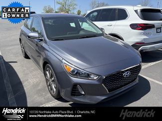 Used 2019 Hyundai Elantra GT video 1