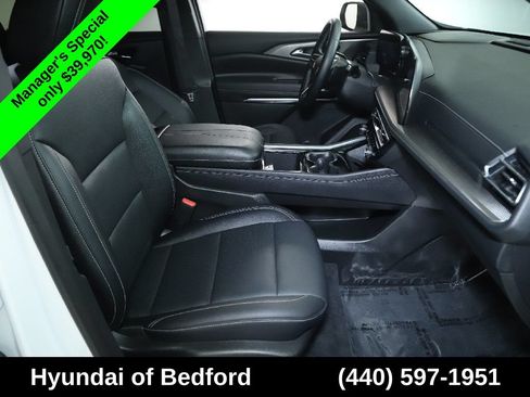 Used 2026 Chevrolet Traverse LT AWD/4WD image 34