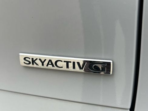 Used 2025 MAZDA CX-30 AWD 2.5 S w/ Preferred Package image 12