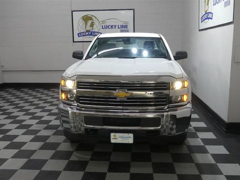 Used 2017 Chevrolet Silverado 2500 W/T RWD image 3