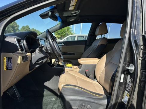 Used 2018 Kia Sportage SX FWD image 12