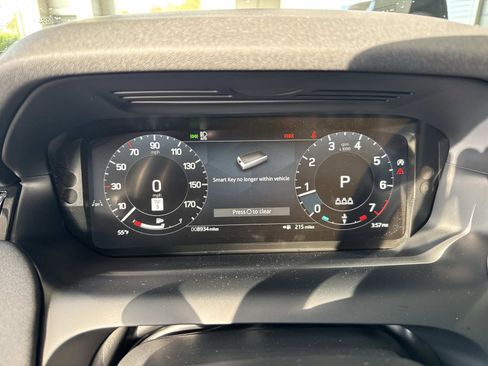 Certified 2025 Land Rover Discovery Sport S image 31