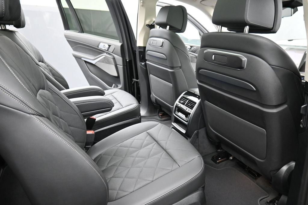 New 2026 BMW X7 xDrive40i w/ Executive Package AWD/4WD image 22