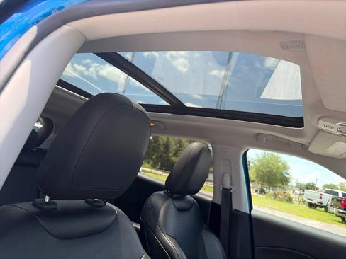 Used 2020 Jeep Compass Latitude w/ Safety & Security Group FWD image 14