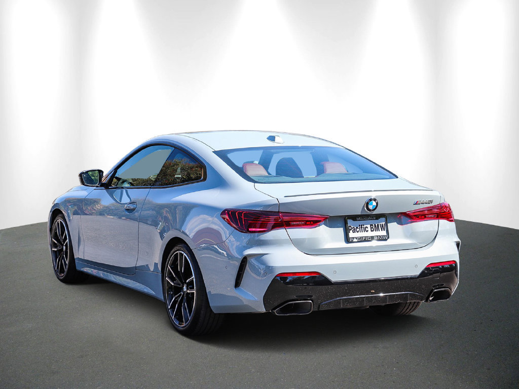 Used 2026 BMW M440i Coupe RWD image 4