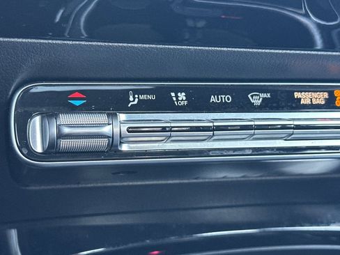 Used 2025 Mercedes-Benz CLA 250 image 28