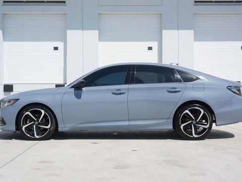 Used 2022 Honda Accord Sport image 7