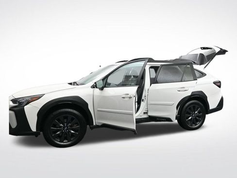 Used 2025 Subaru Outback Onyx Edition XT AWD/4WD image 41