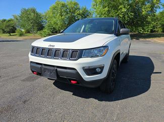 Used 2019 Jeep Compass Trailhawk AWD/4WD video 1