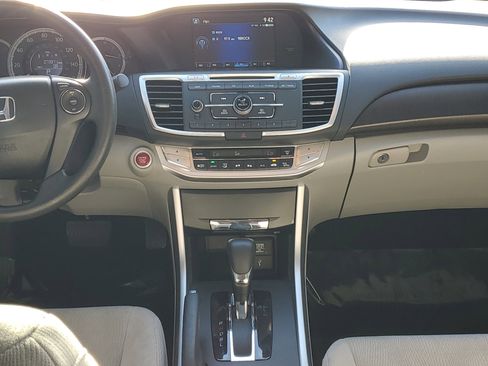 Used 2014 Honda Accord EX image 14