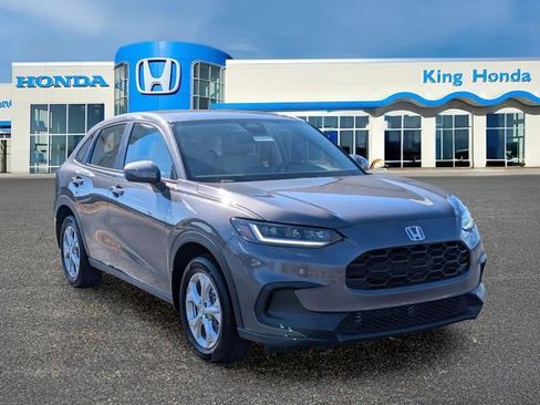 Used 2025 Honda HR-V LX image 3