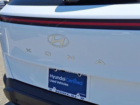 Certified 2025 Hyundai Kona SE AWD/4WD image 23