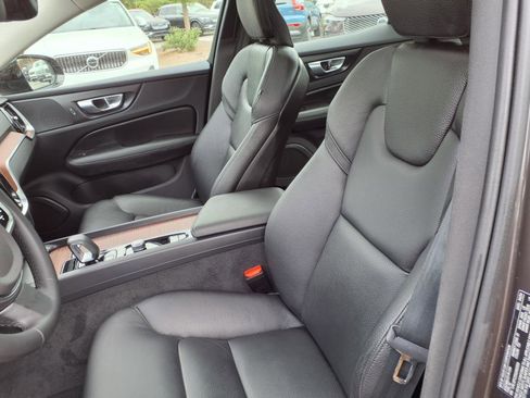 Certified 2025 Volvo S60 B5 Plus image 18