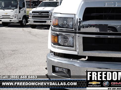 New 2023 Ford F150 LT image 33