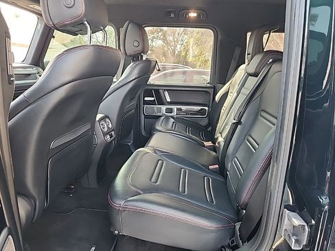 Used 2021 Mercedes-Benz G 550 image 3