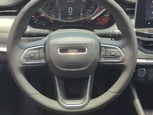 Used 2024 Jeep Compass Limited AWD/4WD image 9