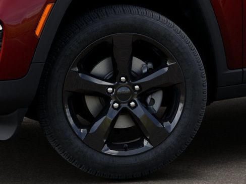 New 2025 Jeep Grand Cherokee Limited w/ Black Appearance Package AWD/4WD image 8