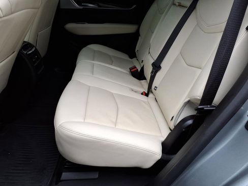 Certified 2023 Cadillac XT5 Sportv image 11