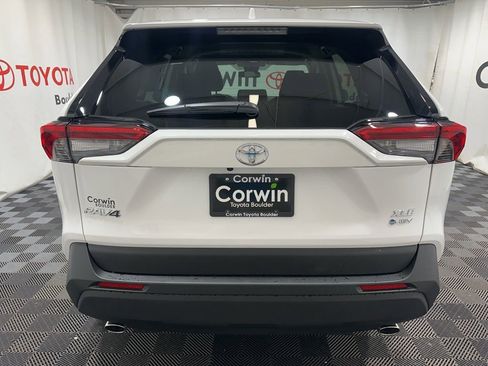Used 2025 Toyota RAV4 XLE image 5