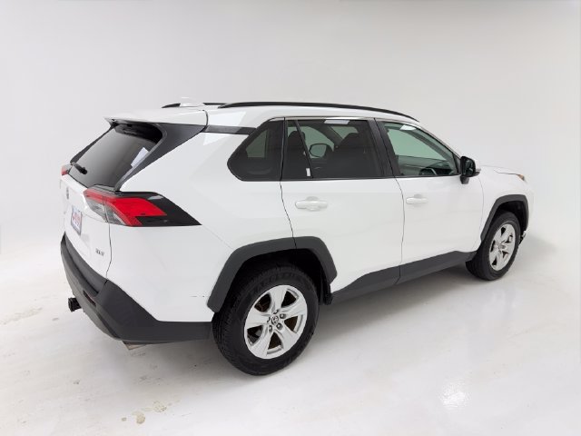 Used 2021 Toyota RAV4 XLE FWD image 41