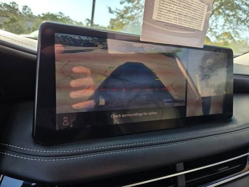 Used 2023 INFINITI QX60 Sensory w/ Cargo Package image 33