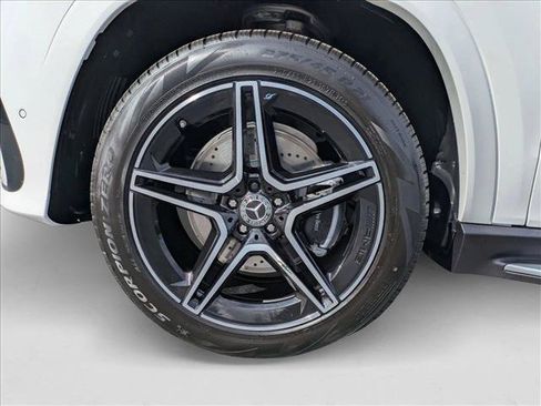 New 2026 Mercedes-Benz GLS 450 4MATIC image 22