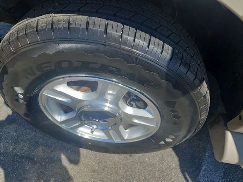 Used 2006 Ford Expedition Eddie Bauer image 34