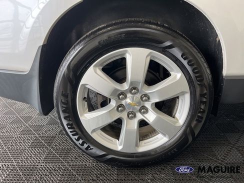 Used 2016 Chevrolet Traverse LT w/ Traveler's Package FWD image 25
