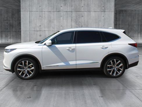 Used 2023 Acura MDX FWD w/ Technology Package image 2