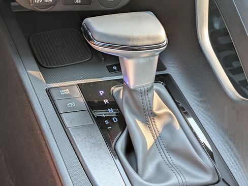 Certified 2026 Hyundai Elantra Sport w/ Cargo Package FWD image 24