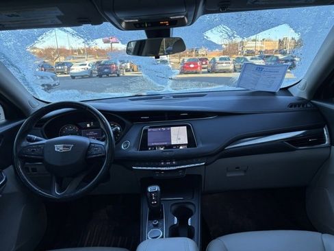 Used 2019 Cadillac XT4 Luxury w/ Cold Weather Package image 30