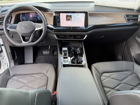 New 2026 Volkswagen Atlas SE image 26