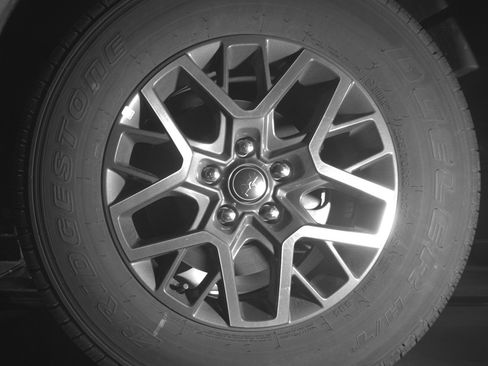 Used 2025 Jeep Wrangler Sahara image 14