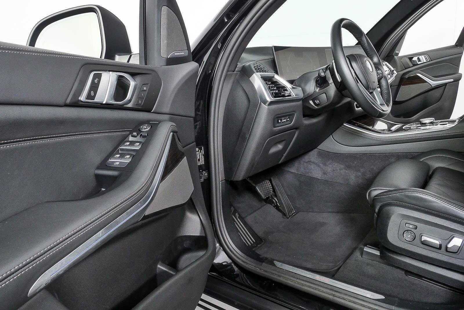 Used 2026 BMW X5 sDrive40i RWD image 8