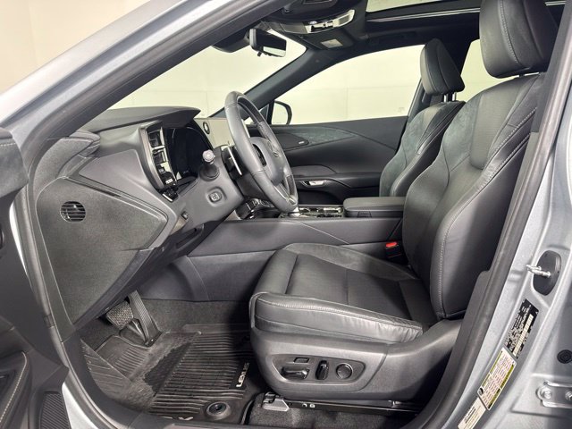 Used 2023 Lexus RX 350 w/ Cold Area Package AWD/4WD image 11