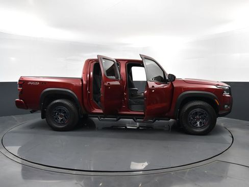 Used 2025 Nissan Frontier PRO-4X AWD/4WD image 40
