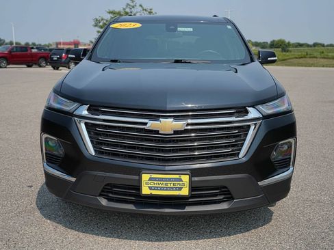 Used 2023 Chevrolet Traverse LT AWD/4WD image 2