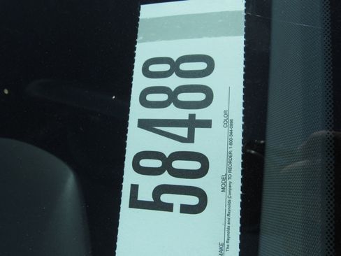 Used 2025 Hyundai Elantra SEL image 29