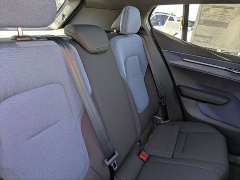 New 2025 Volvo EX30 Plus w/ Protection Package Premier image 13