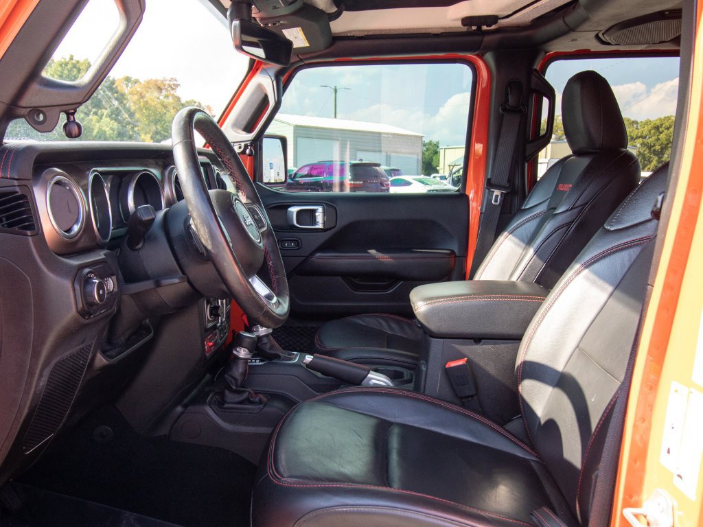 Used 2018 Jeep Wrangler Unlimited Rubicon w/ Dual Top Group AWD/4WD image 7