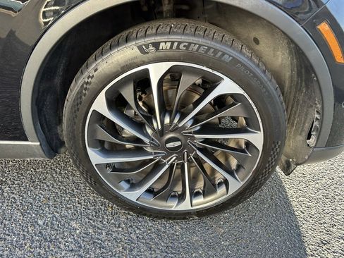 Used 2022 Lincoln Aviator Reserve w/ Equipment Group 201A image 25