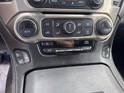 Used 2020 GMC Yukon XL Denali image 19