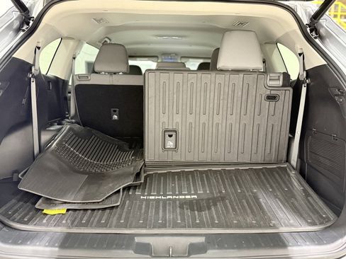 Used 2021 Toyota Highlander XSE image 33