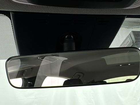 Used 2024 Toyota Prius LE image 31