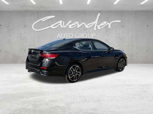 New 2025 Nissan Sentra SR w/ SR Premium Package image 16