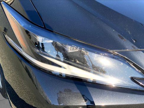 Used 2024 Lexus ES 350 Ultra Luxury w/ Accessory Package (Z2) FWD image 28