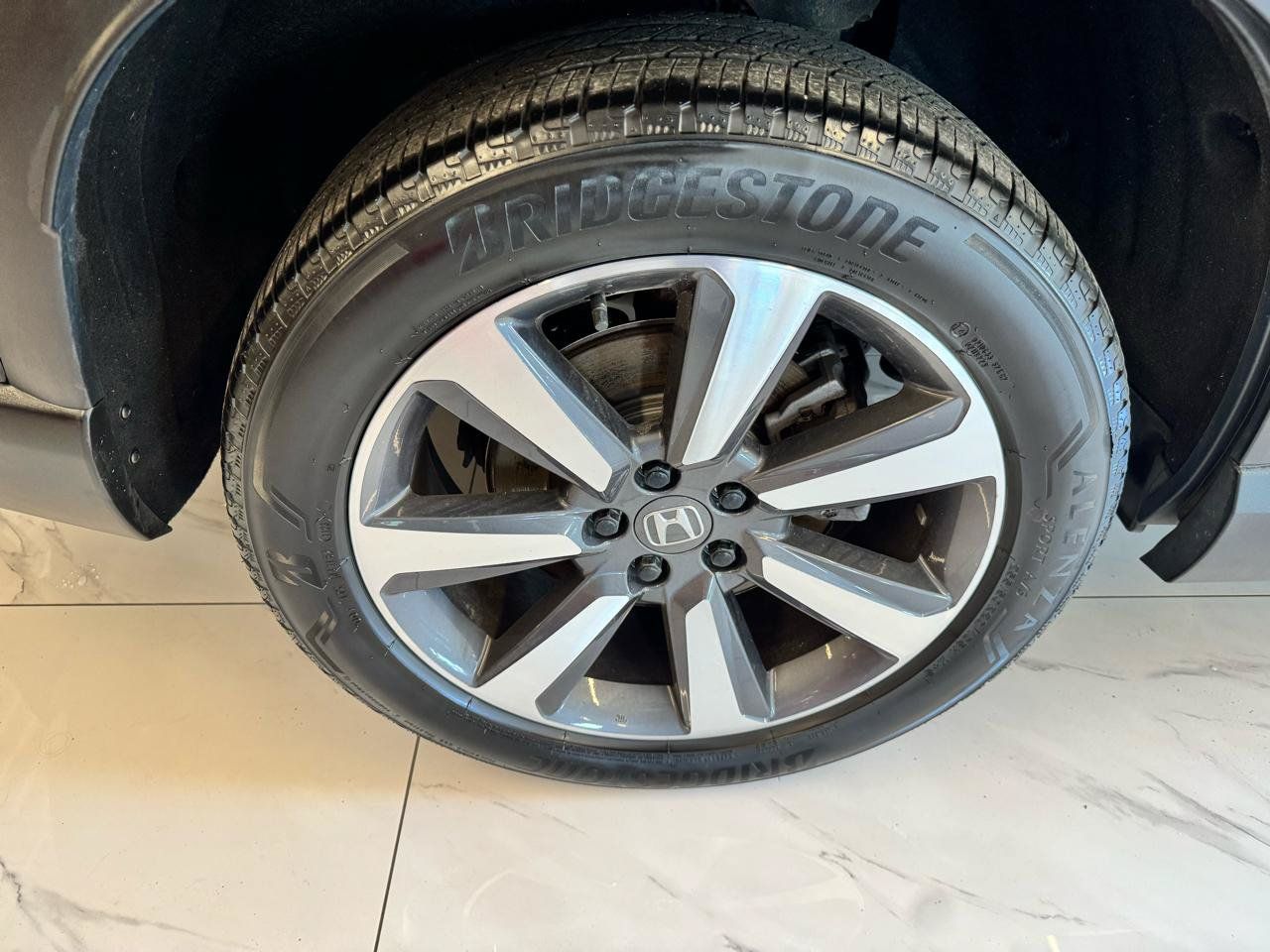 Used 2023 Honda Pilot Elite image 34