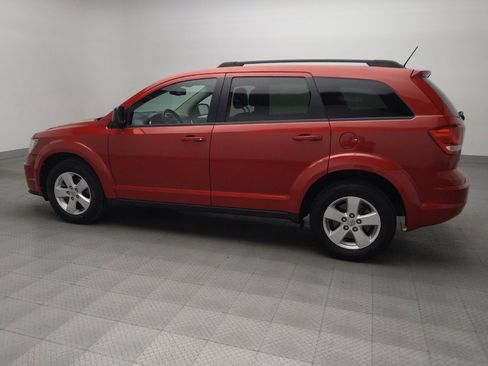 Used 2016 Dodge Journey SE w/ Flexible Seating Group image 3