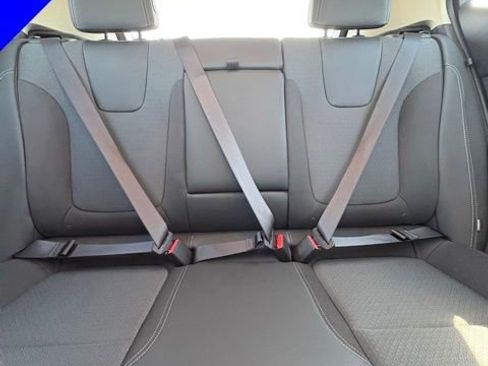 Used 2023 Buick Encore GX Select w/ Safety Package II image 27